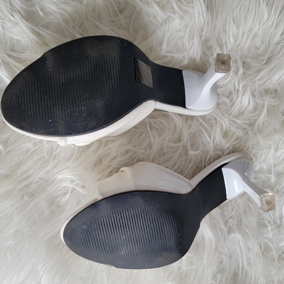 white heeled mule sandals, size 39 - Picture 6 of 6